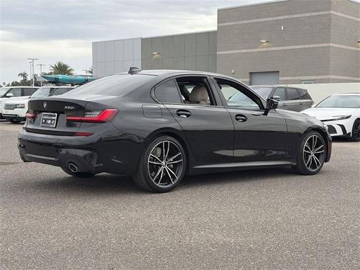 2021 BMW 330 330i