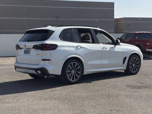 Mineral White Metallic 2026 BMW X5 PHEV xDrive50e