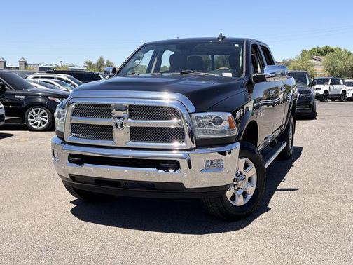 Brilliant Black Crystal Pearlcoat 2016 RAM 2500 Longhorn