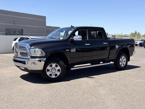 Brilliant Black Crystal Pearlcoat 2016 RAM 2500 Longhorn