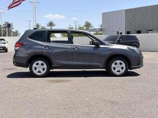 Magnetite Gray Metallic 2024 Subaru Forester Base