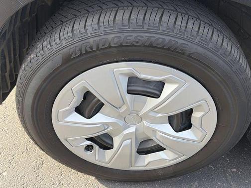 Magnetite Gray Metallic 2024 Subaru Forester Base