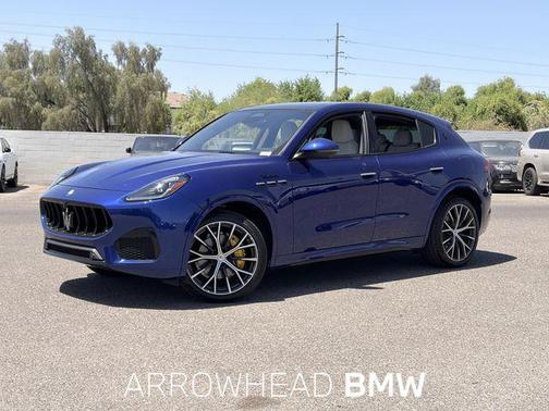 Blu Intenso Metallic 2023 Maserati Grecale Modena