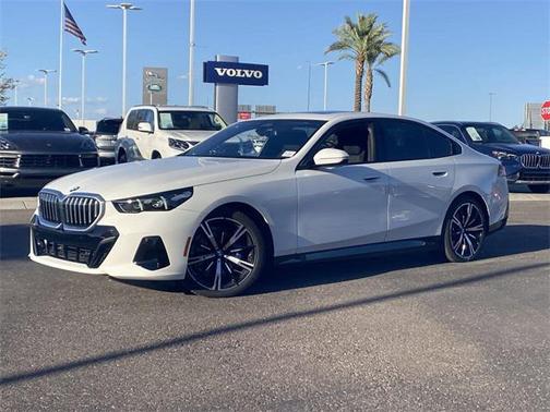 2025 BMW 530 530i