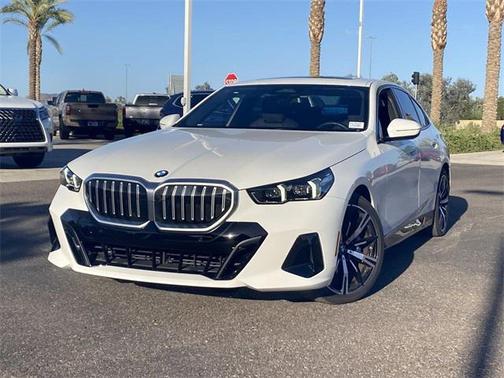 2025 BMW 530 530i