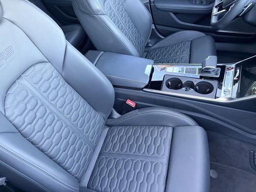 Nardo Gray 2025 Audi RS 6 Avant 4.0T