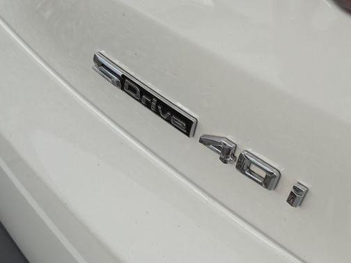 Alpine White 2023 BMW X5 sDrive40i