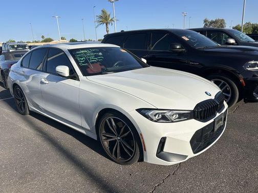 Alpine White 2023 BMW 330 330i