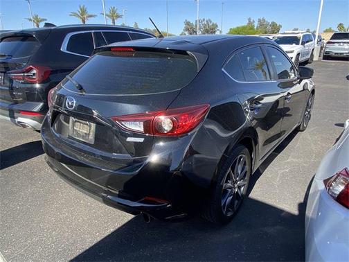 2018 Mazda Mazda3 Touring