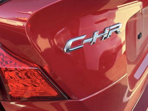 Supersonic Red 2020 Toyota C-HR XLE