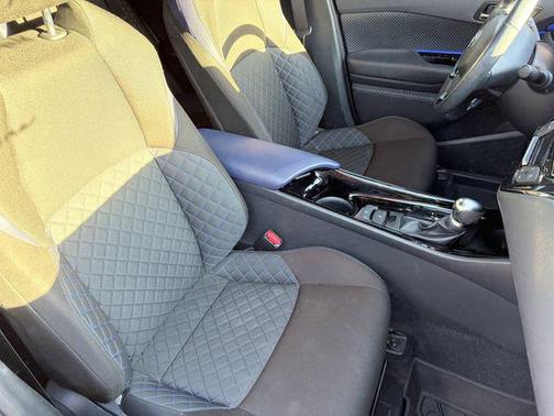 Supersonic Red 2020 Toyota C-HR XLE