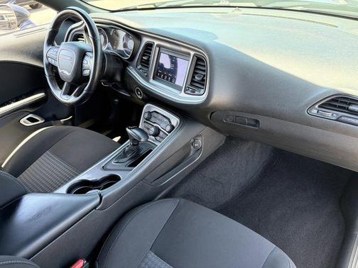 Granite Pearlcoat 2022 Dodge Challenger R/T Coupe