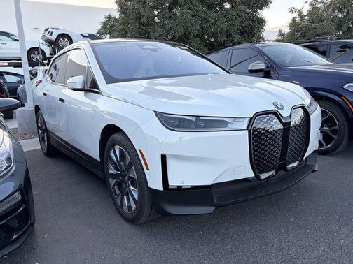 Alpine White 2024 BMW iX xDrive50