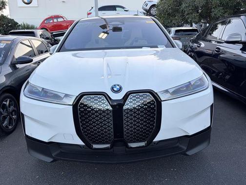 Alpine White 2024 BMW iX xDrive50