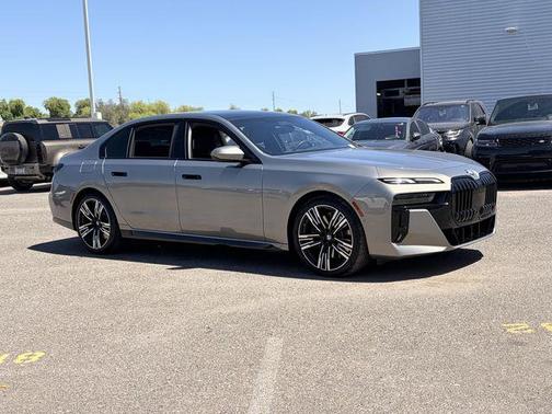 Oxide Grey Metallic 2023 BMW 740 i