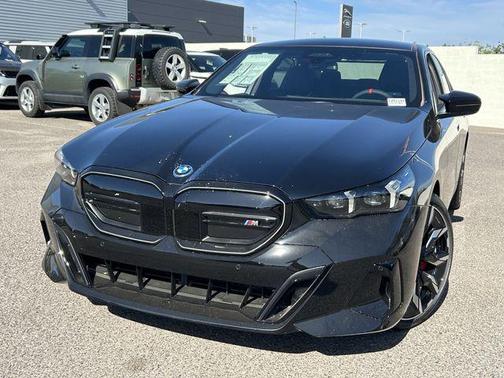 Black Sapphire Metallic 2026 BMW i5 M60