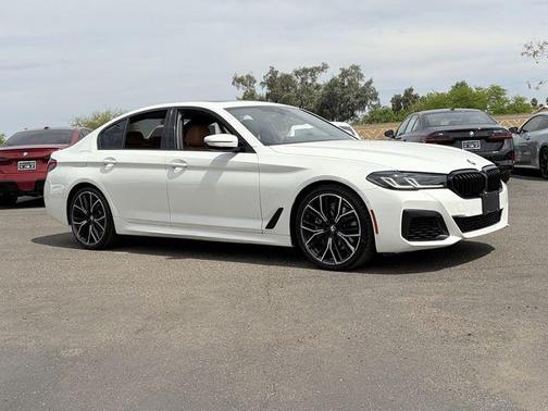 Alpine White 2021 BMW 540 540i
