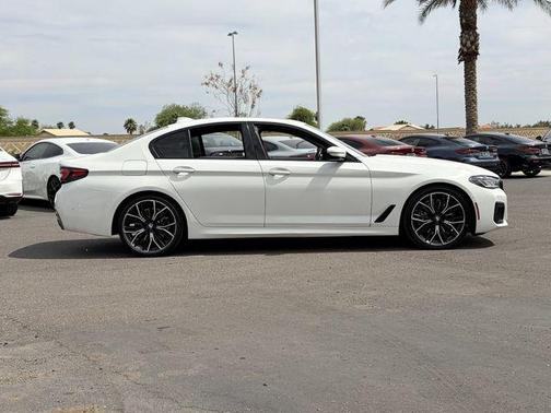 Alpine White 2021 BMW 540 540i