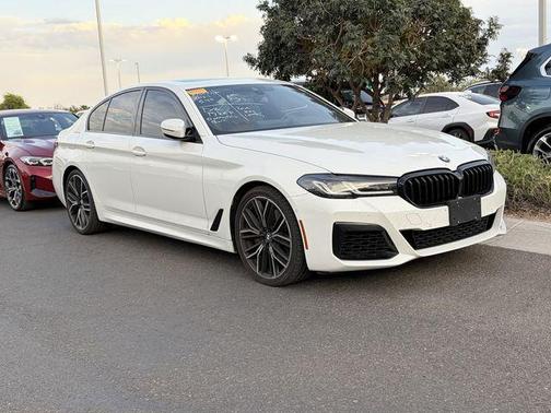 Alpine White 2021 BMW 540 540i