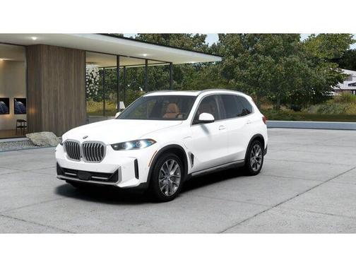 Alpine White 2026 BMW X5 PHEV xDrive50e
