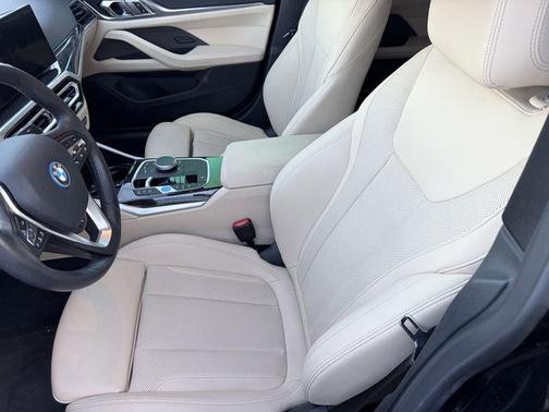 Black Sapphire Metallic 2023 BMW i4 Gran Coupe eDrive40