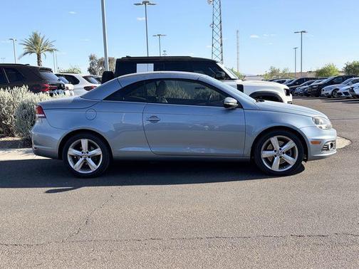 2012 Volkswagen Eos Lux