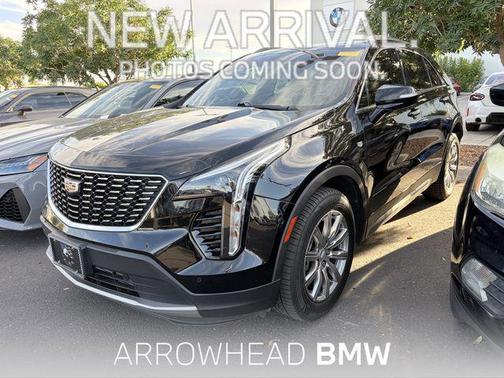Stellar Black Metallic 2022 Cadillac XT4 Premium Luxury