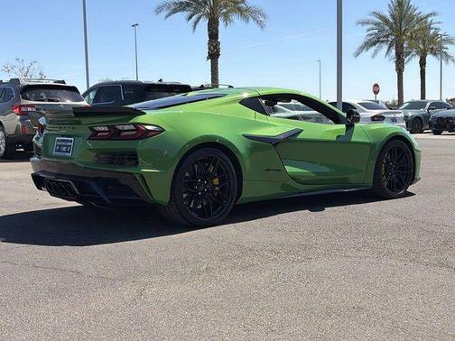 Roswell Green Metallic 2026 Chevrolet Corvette Z06