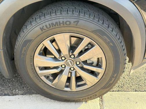 2022 Nissan Pathfinder SV 2WD