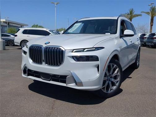 2025 BMW X7 xDrive40i