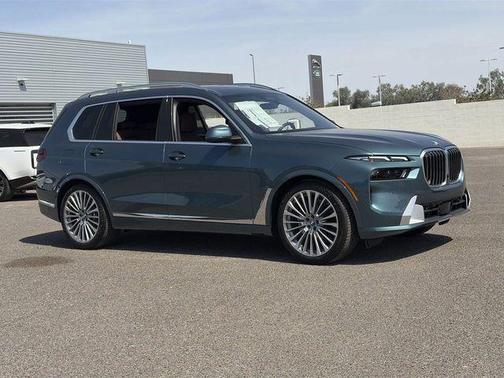 Blue Ridge Mountain Metallic 2026 BMW X7 xDrive40i