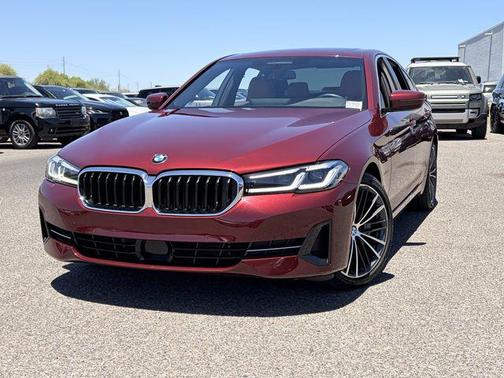 Aventurin Red Metallic 2023 BMW 530 i
