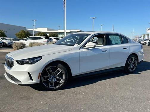 2025 BMW i5 eDrive40