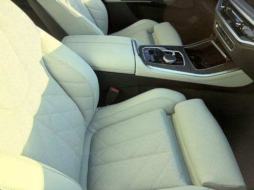 Blue Ridge Mountain Metallic 2026 BMW X5 xDrive40i