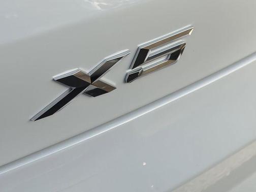 2023 BMW X5 PHEV xDrive45e