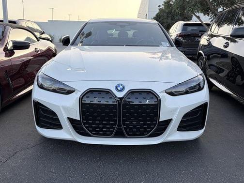 Mineral White Metallic 2023 BMW i4 Gran Coupe eDrive40