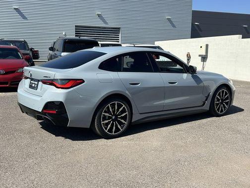 Brooklyn Grey Metallic 2026 BMW i4 Gran Coupe xDrive40