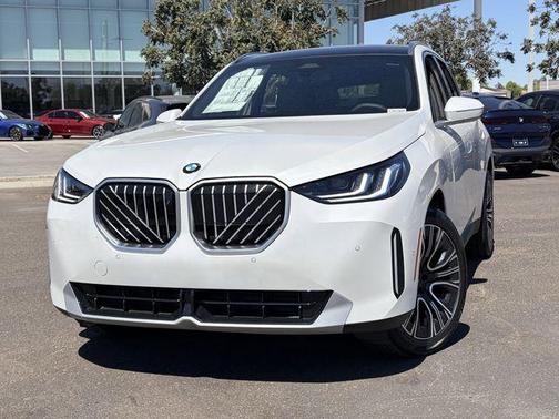 Mineral White Metallic 2026 BMW X3 30 xDrive