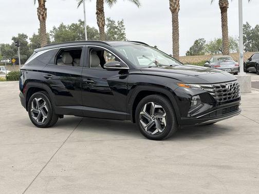 Black Pearl 2024 Hyundai TUCSON Hybrid Limited