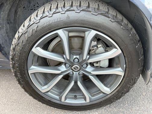 Denim Blue Metallic 2019 Volvo XC90 T6 Momentum
