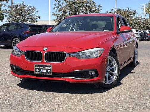 Melbourne Red Metallic 2017 BMW 320 i