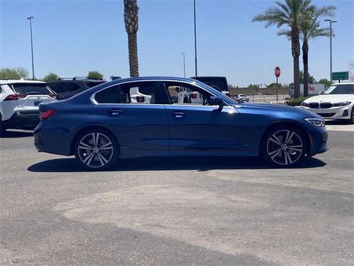 2022 BMW 330 330i
