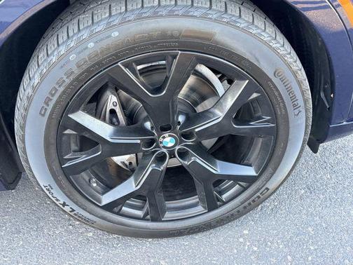Tanzanite Blue II Metallic 2022 BMW X7 xDrive40i