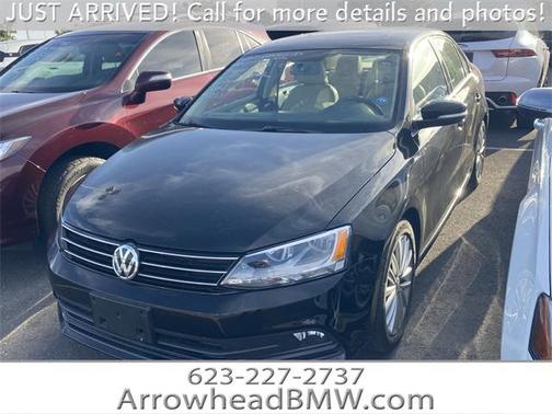2015 Volkswagen Jetta Auto SE w/Connectivity/Navigation