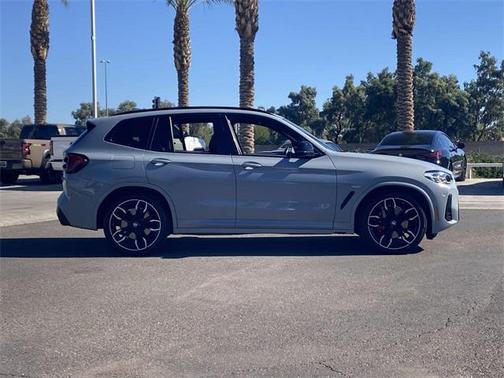 2024 BMW X3 M40i