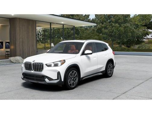 Mineral White Metallic 2026 BMW X1 xDrive28i