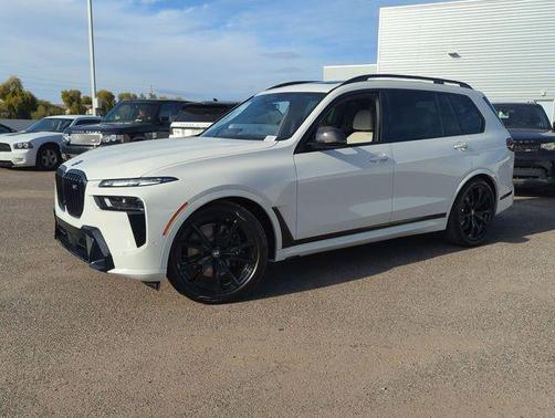 2026 BMW X7 M60i