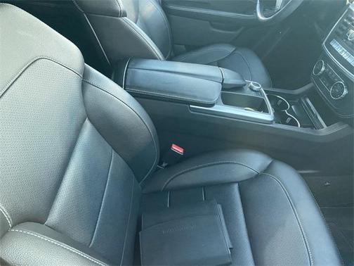 2015 Mercedes-Benz M-Class 4MATIC