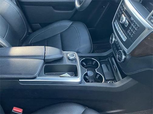 2015 Mercedes-Benz M-Class 4MATIC