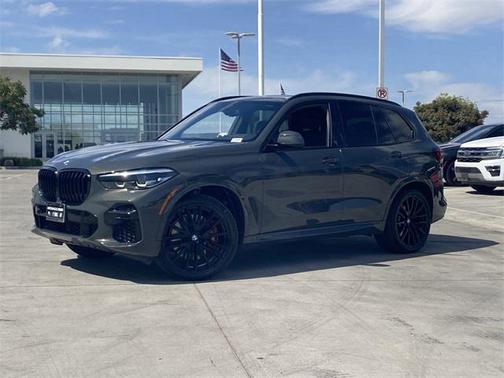 2022 BMW X5 M50i